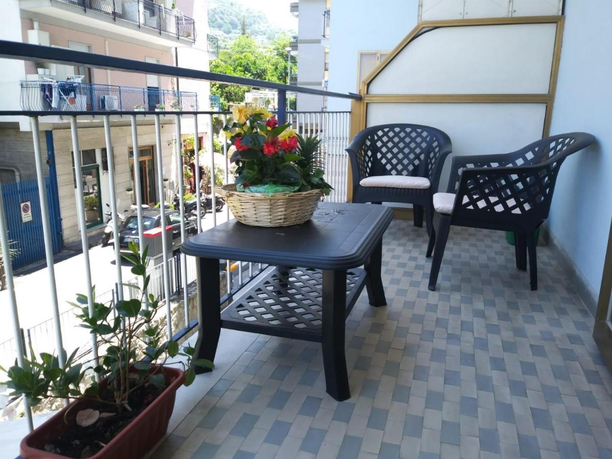 Bed and Breakfast Casa Rosetta Сорренто Экстерьер фото